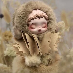 Pop Mart Skullpanda L'impressionnisme Plush Pendant - Teakwood